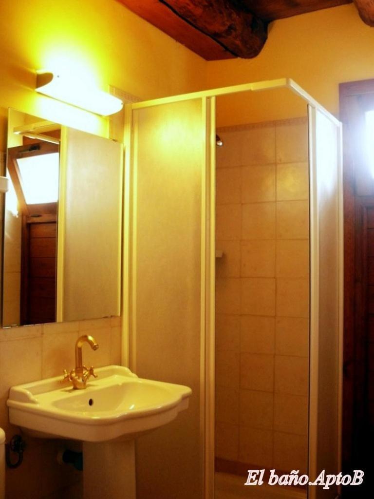 Casa Mur Artesania Lecina Esterno foto