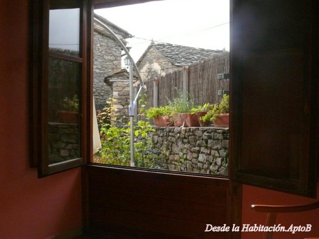 Casa Mur Artesania Lecina Esterno foto